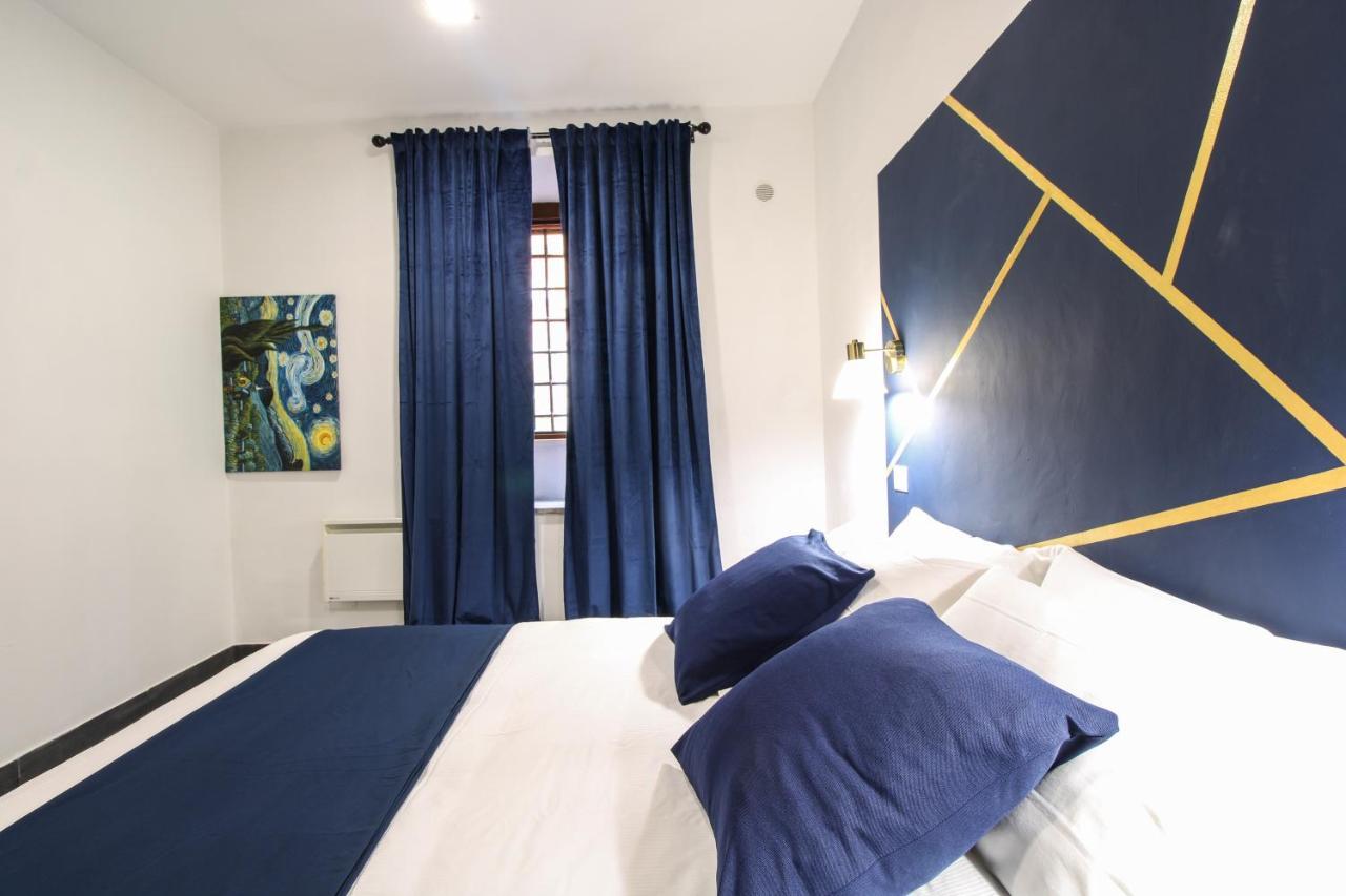 Charming Large Apartment - 3 Bedroom in Trastevere Rome Buitenkant foto