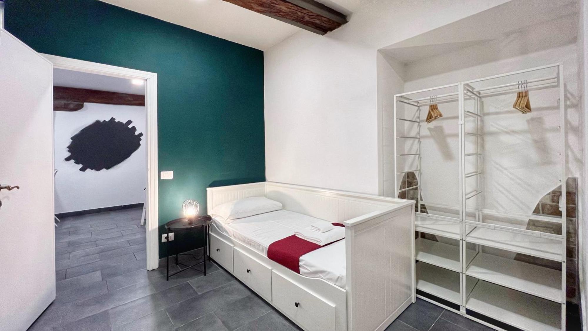Charming Large Apartment - 3 Bedroom in Trastevere Rome Buitenkant foto